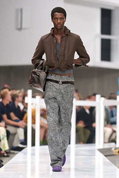 Look 22